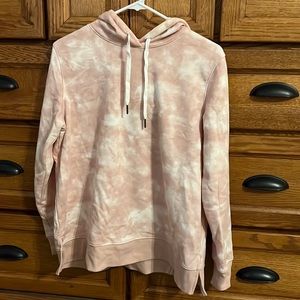 Old Navy tie dyed sweatshirt